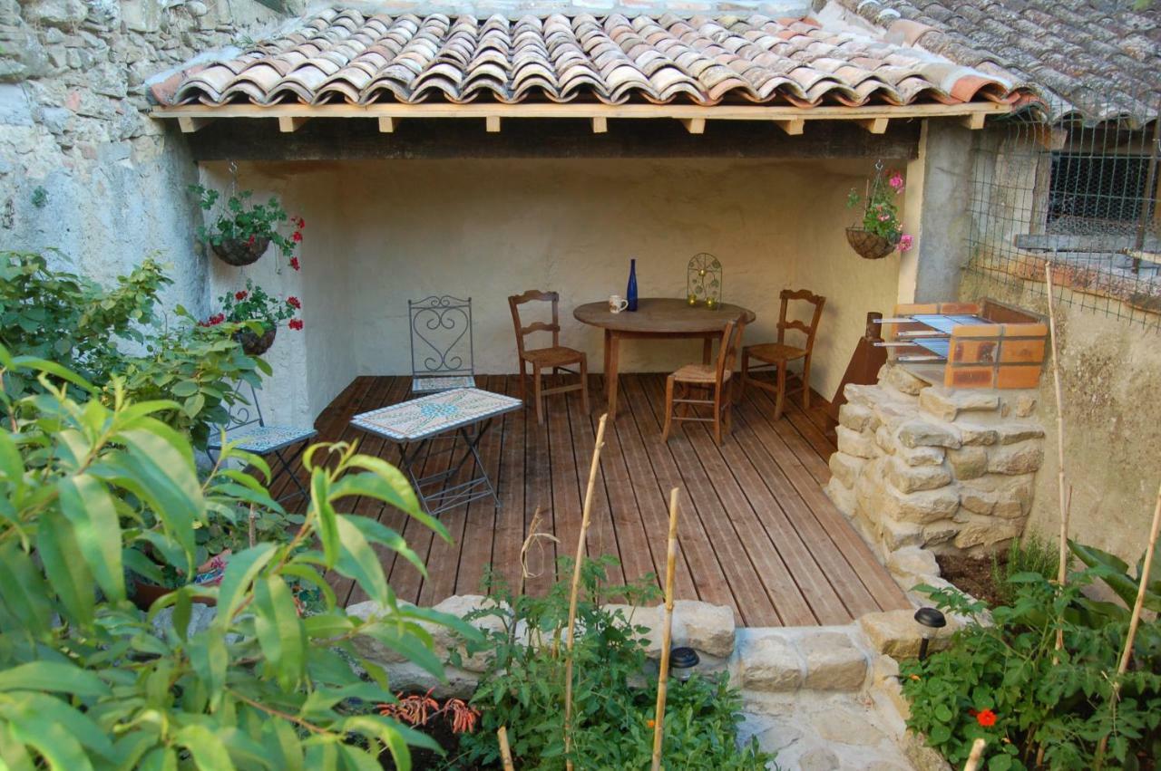 Maison Des Remparts Nichee Sous La Cite Casa vacanze *
